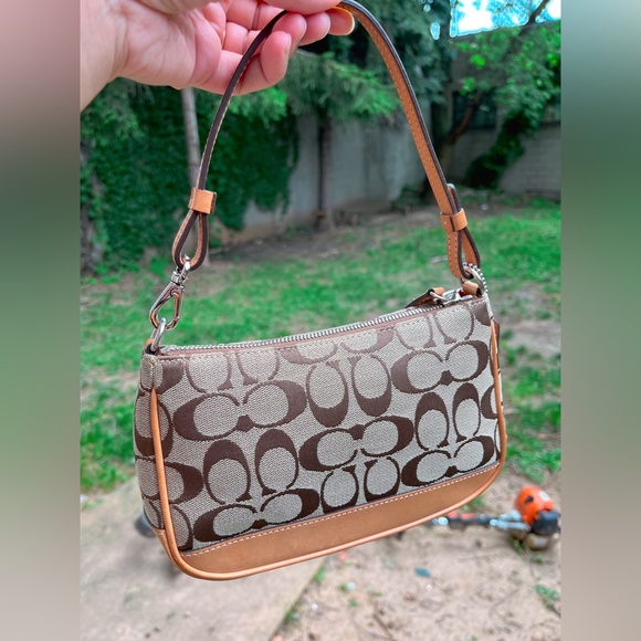 ❌SOLD FB❌ 100% Authentic vintage/Y2K Coach Signature Demi Beige style 6094 Purse - Picture 5 of 8